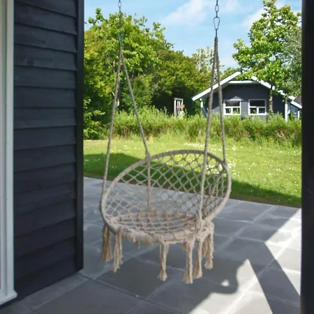Three-bedroom Holiday In Hemmet 41 *