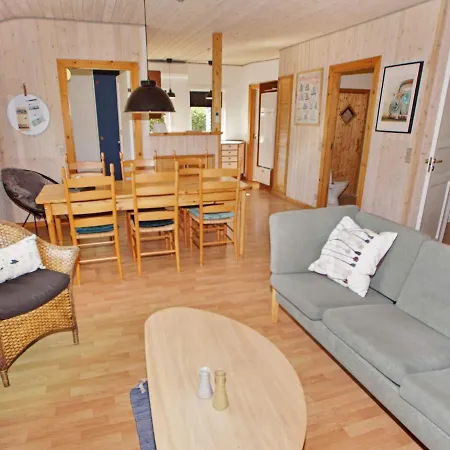 Three-bedroom Holiday In Hemmet 41 * Falen